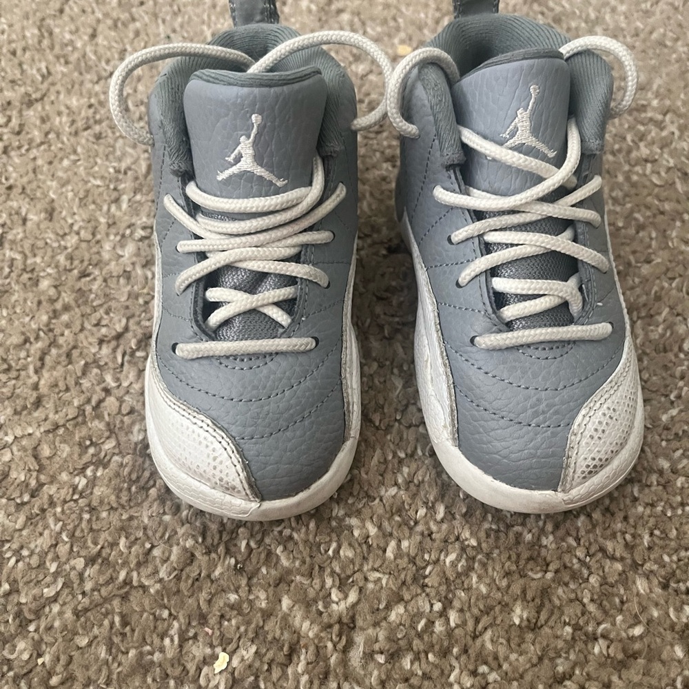 Nike Air Jordan 12 Retro Stealth Grey & White Toddler Fashion Sneakers